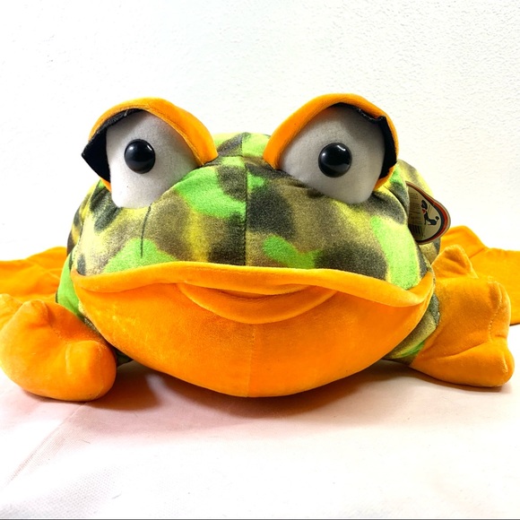 Best Made Toys Frog Plush Stuffed Animal. - Picture 1 of 12